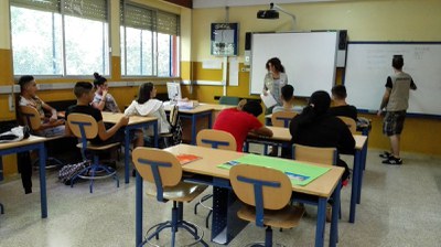 Jornada educativa en institutos