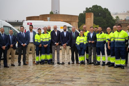 nuevos vehículos limpieza grafitis (presentación) nuevos vehículos limpieza grafitis (presentación)
