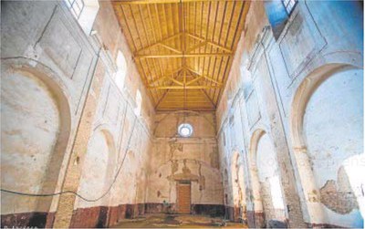 Interior de la nave de la antigua iglesia de San Laureano