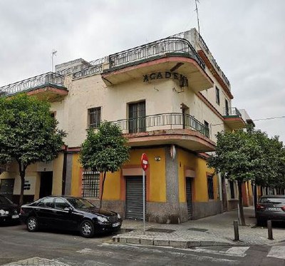 Fachada principal del edificio que se reformará para residencia de estudiantes