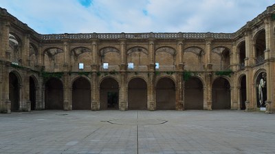 Claustro del monasterio de San Jerónimo
