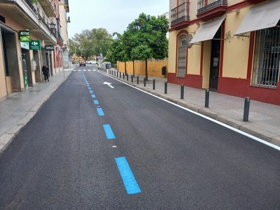 Estado de la calle Antonia Díaz tras el reasfaltado de su calzada