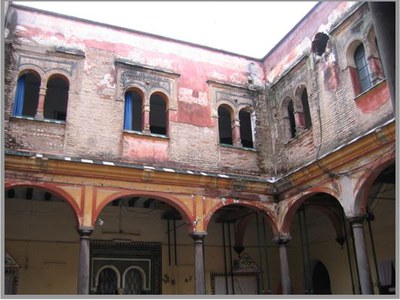 Estado actual del patio principal de la Casa Palacio del Pumarejo