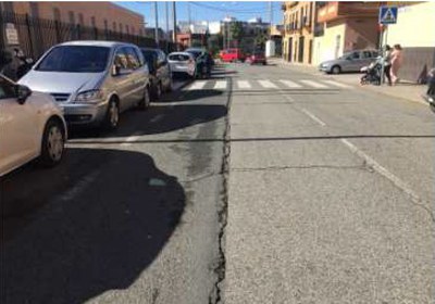 Estado de la calzada de la Ronda de la Doctora Oeste, que será repavimentada por la Gerencia de Urbanismo