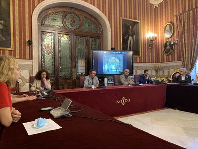 Un momento de la comparecencia pública presidida por el alcalde de Sevilla para anunciar las próximas obras en la Fábrica de Artillería 