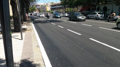 Tramo de calzada del Paseo de las Delicias, junto a la Torre del Oro, repavimentado por Urbanismo