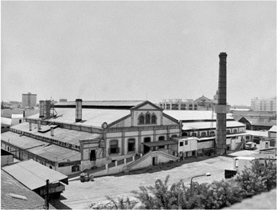 Imagen de archivo de la antiguo Fábrica de Vidrio y de la nave principal, que se convertirá en un gran contenedor socio-cultural