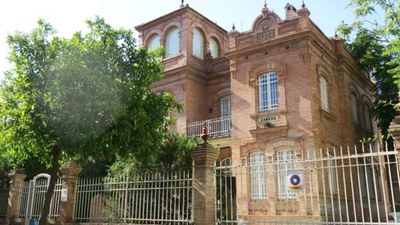 Ejemplo de edificio de estilo regionalista 